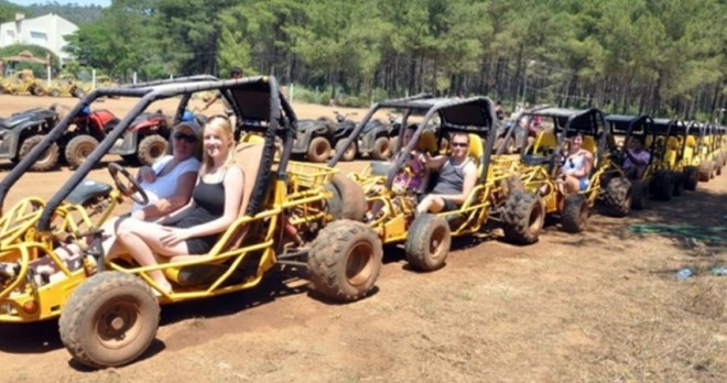 Gündoğdu Buggy Safari – Off-Road Macera, Heyecan ve Aile Eğlencesi