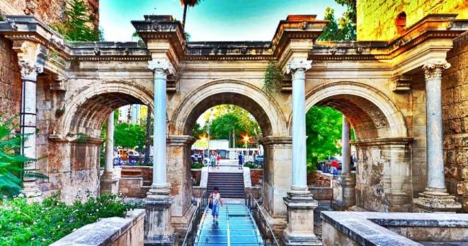 Antalya Şelaleleri Turu – Karpuzkaldıran, Kurşunlu & Düden Şelalelerini Keşfedin